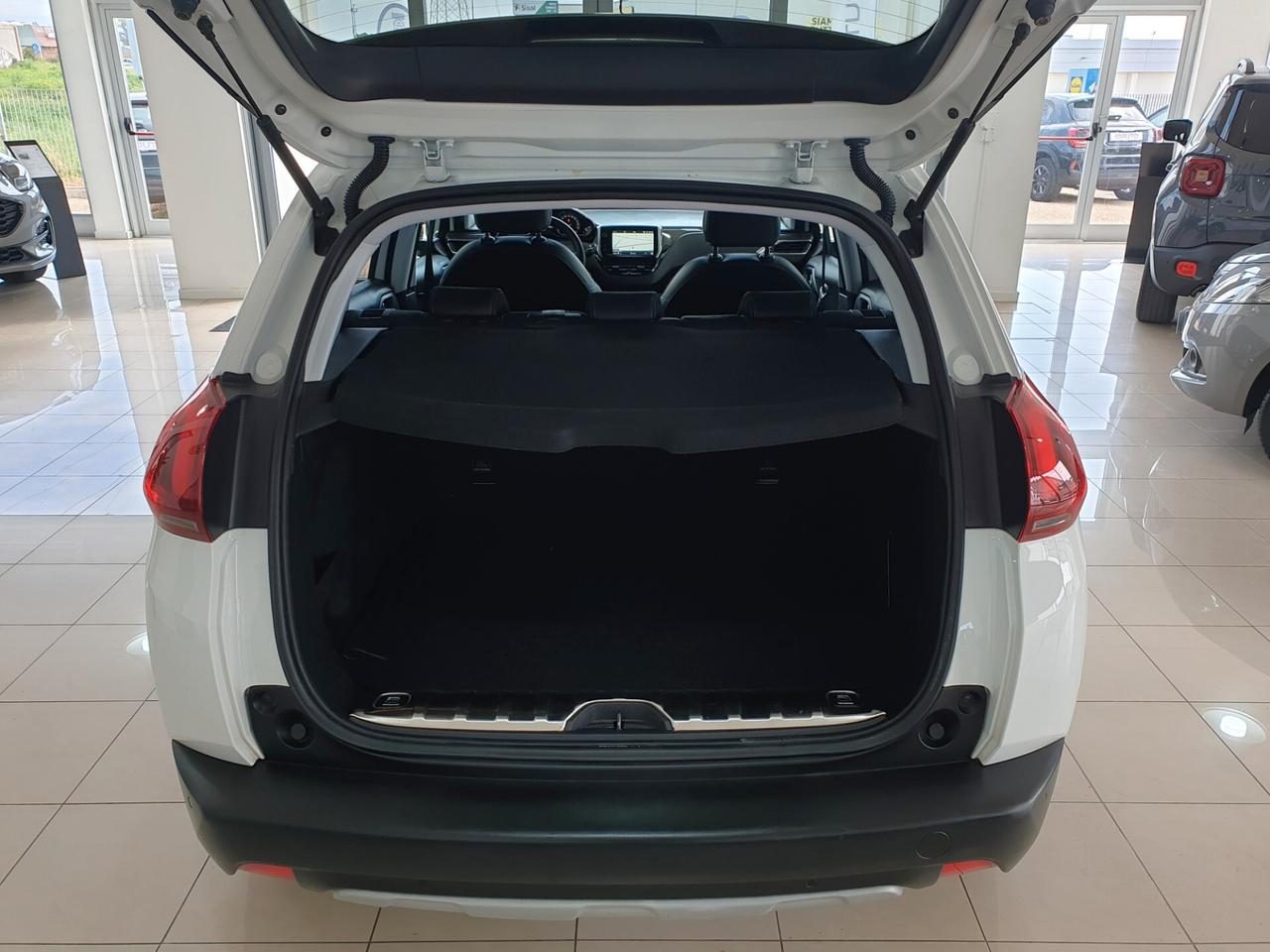 Peugeot 2008 BlueHDi 120 S&S Allure