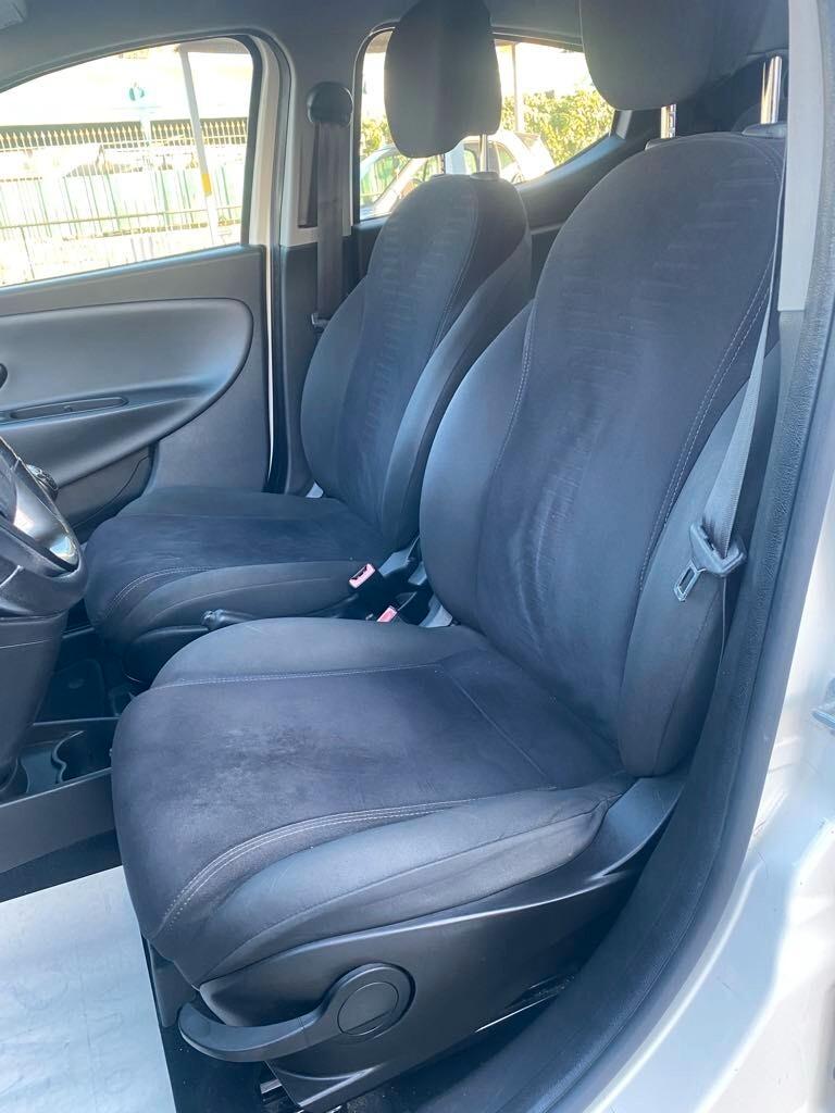 Lancia Ypsilon 1.3 MJT 16V 95 CV MOTORE NUOVO
