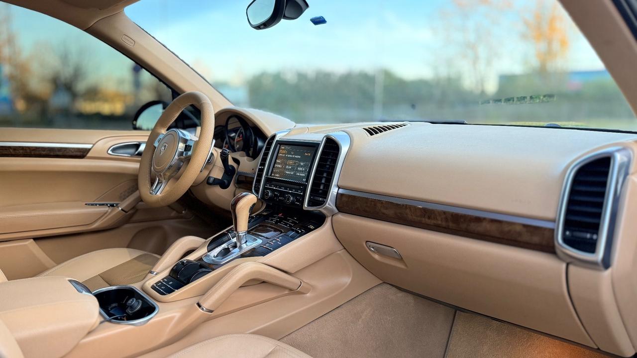 Porsche Cayenne 3.0 Diesel perfetta