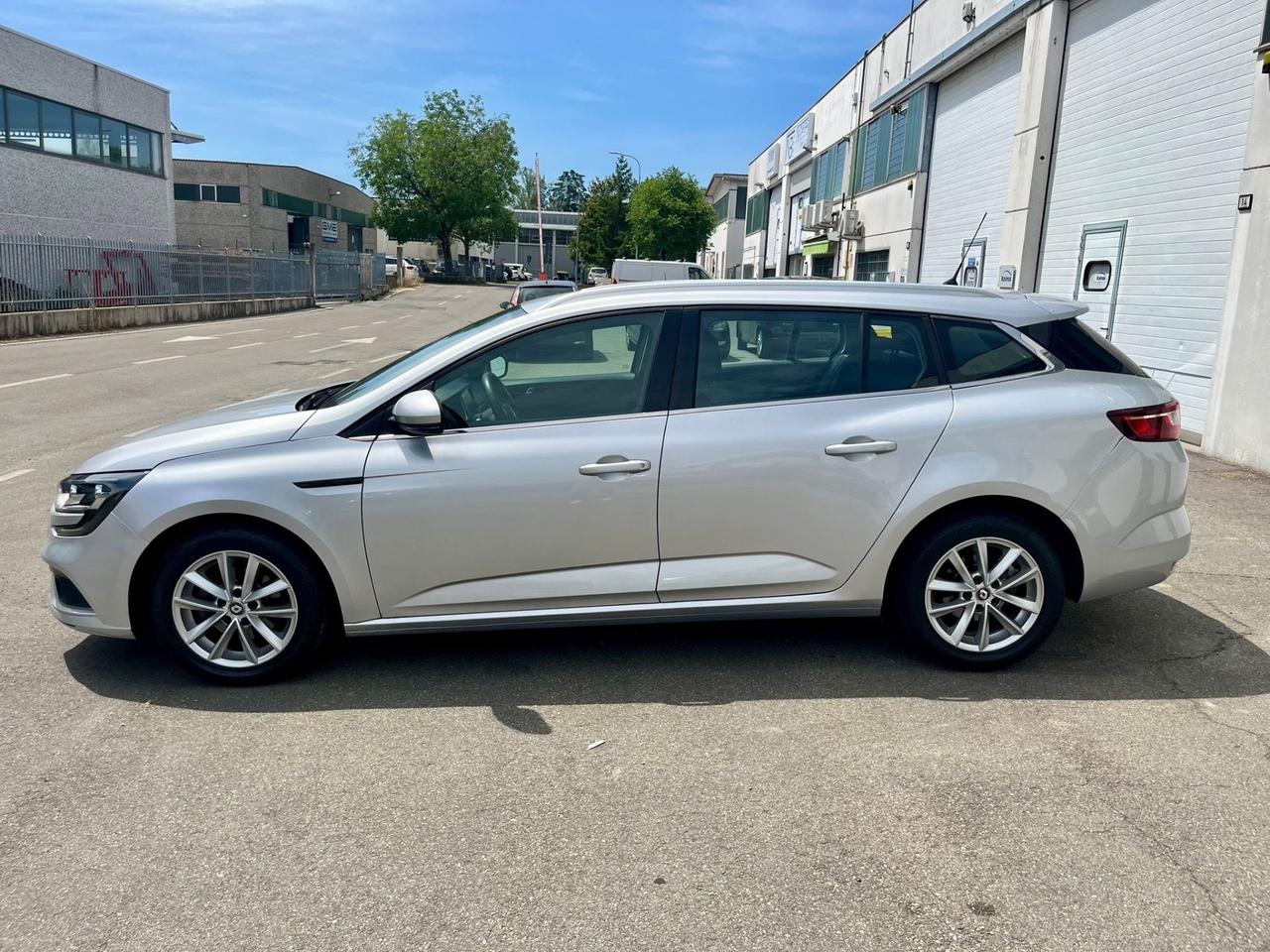 Renault Megane sw 1.2benzina 2017 135.000km perfetta