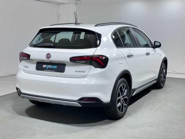 Fiat Tipo 1.5 Hybrid DCT 5 porte Cross