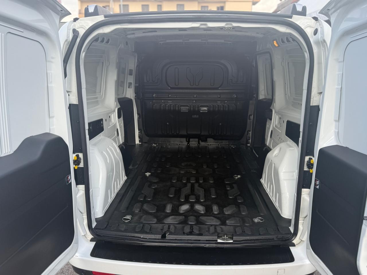 Fiat Doblo Doblò 1.6 MJT 120CV S&S PL-TN Cargo Maxi Lounge