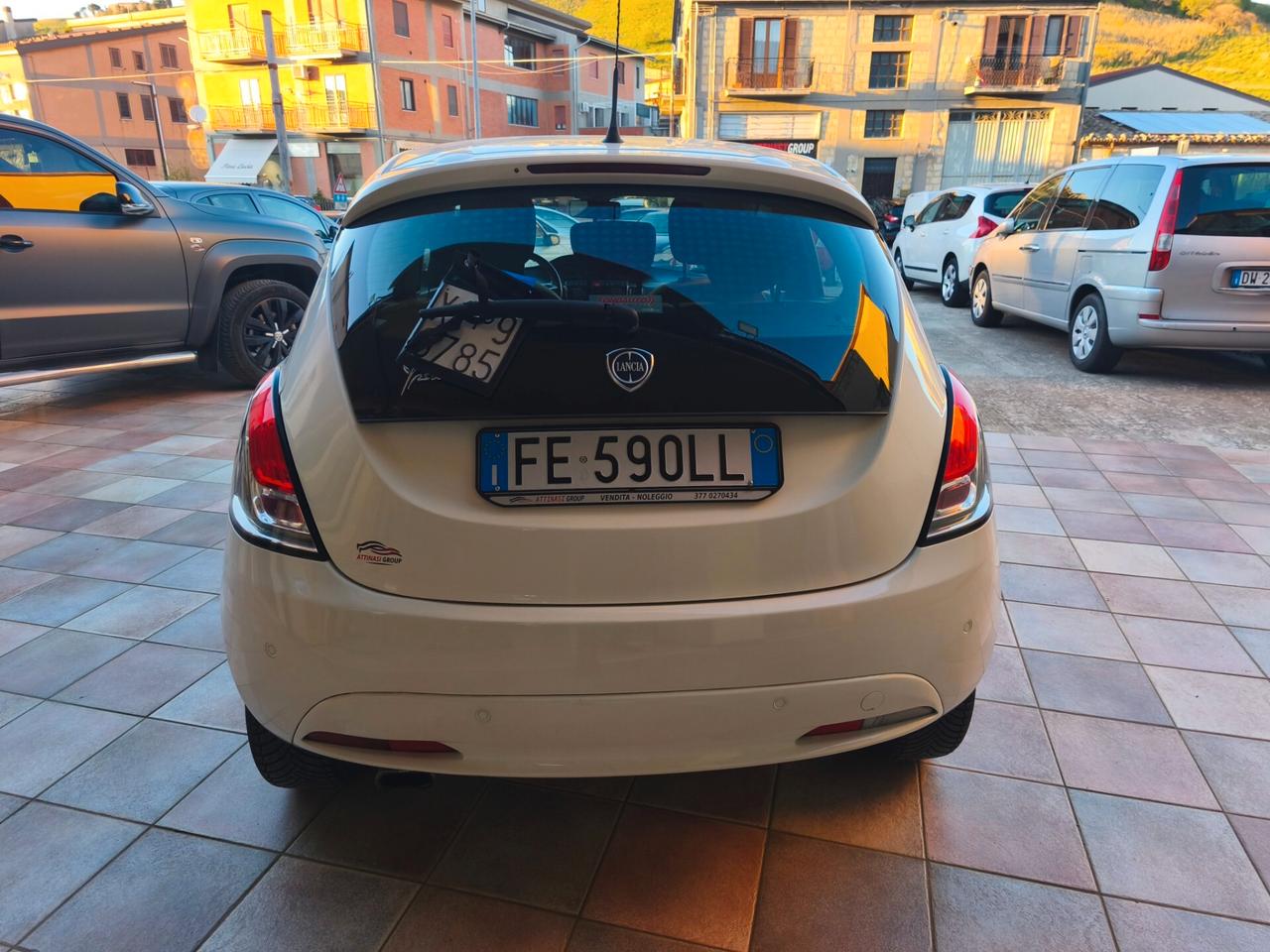 Lancia Ypsilon 1.2 GPL 69 CV 5 porte Ecochic