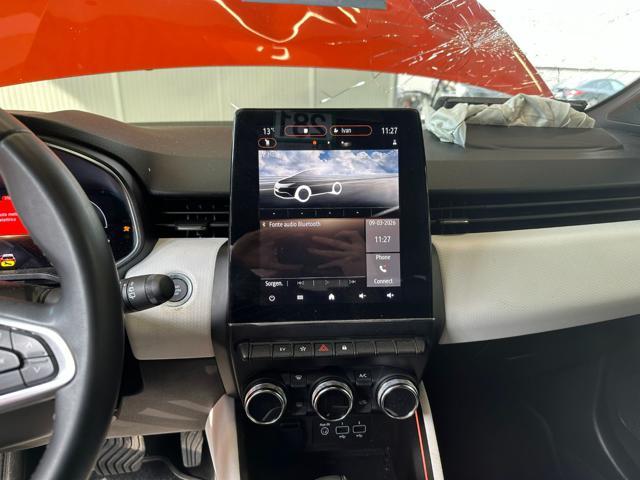 RENAULT Clio FULL HYBRID E-TECH 145CV TECHNO