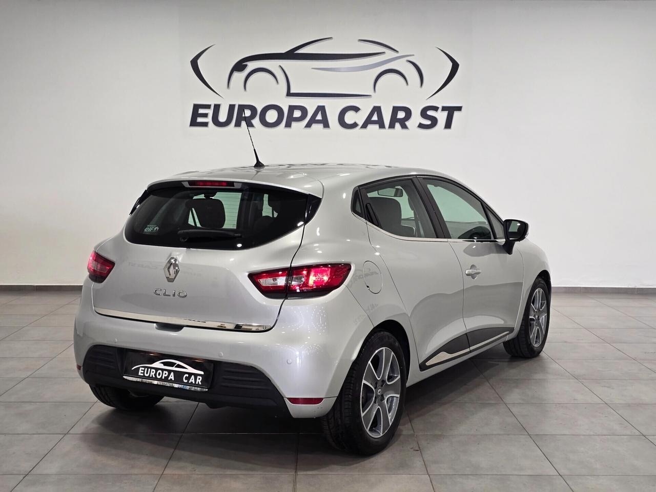 Renault Clio 1.2 75CV 5 porte Life