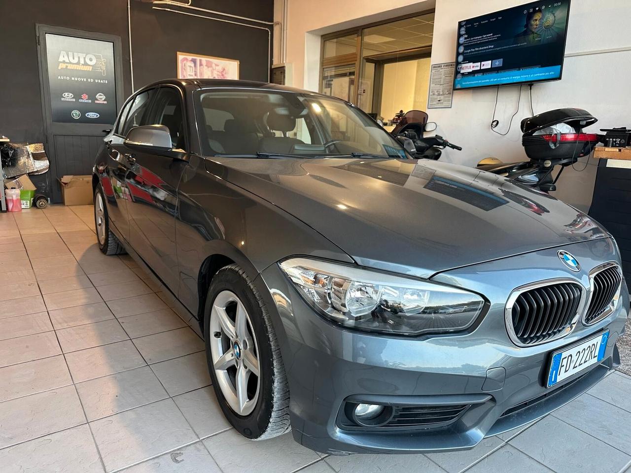 Bmw 118 118d 5p. Urban