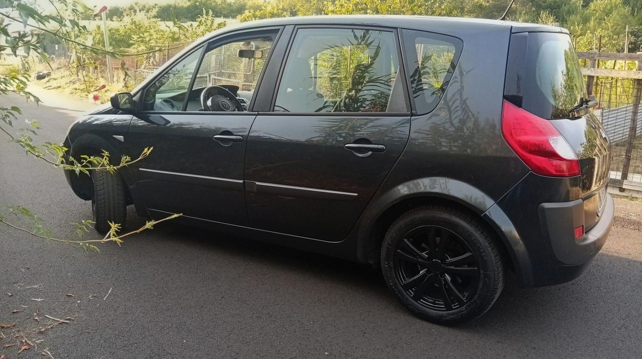 Renault Scenic 1.6 16V/105CV GPL Distr Nuova