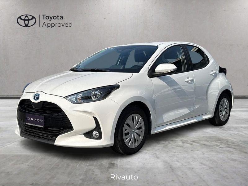 Toyota Yaris Hybrid Active MY22