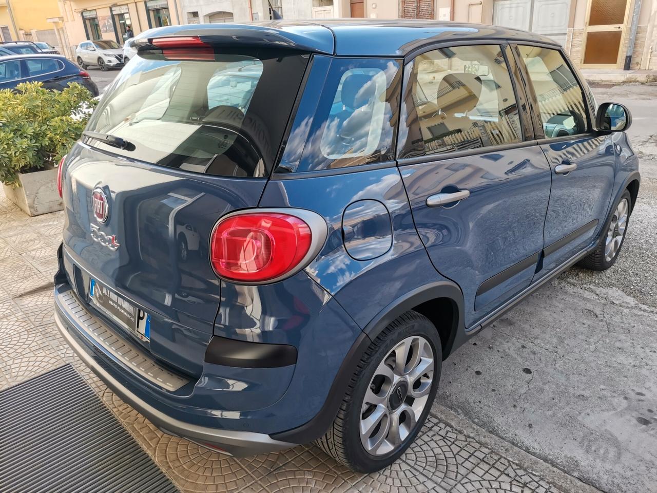 Fiat 500L 1.6Mj 2018 CROSS