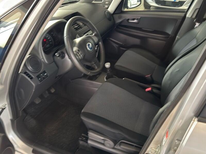 FIAT Sedici EMOTION 1.6 BENZ. 4X4