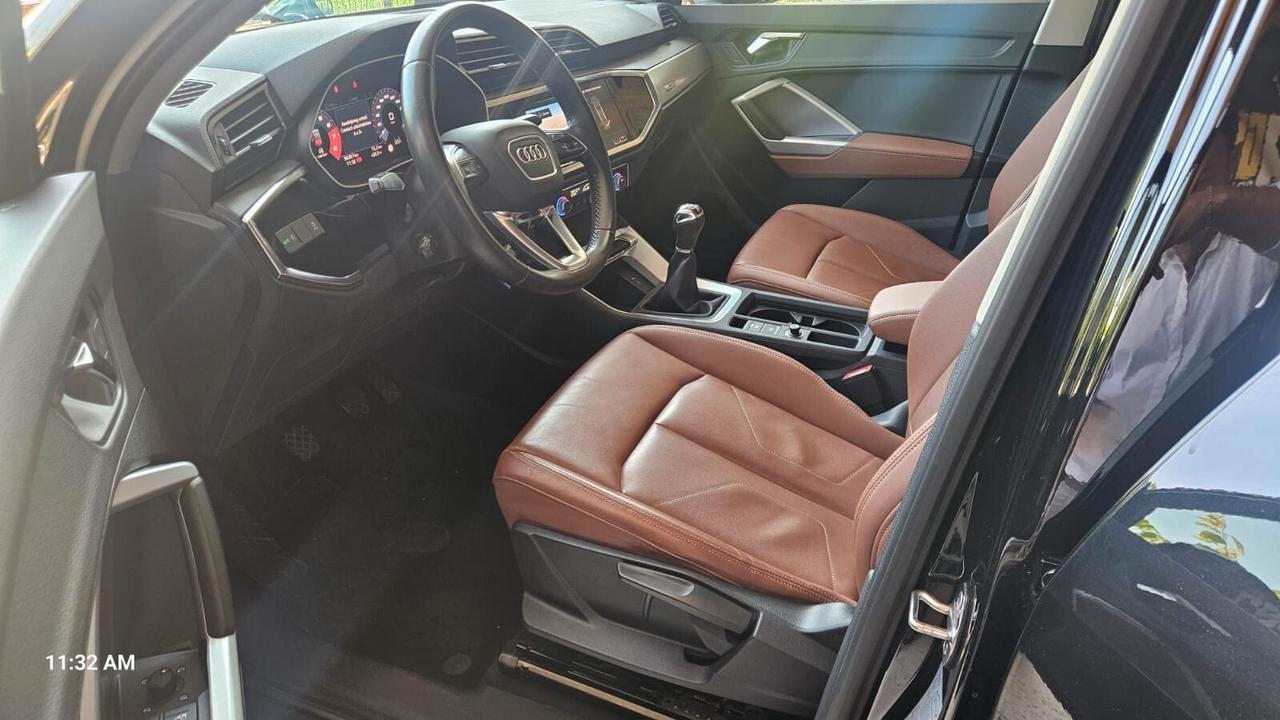 Audi Q3 SPB 35 TFSI Business Plus