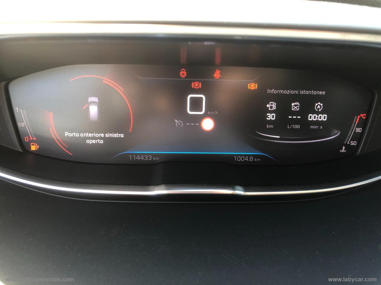 PEUGEOT 3008 BlueHDi 130 S&S Business