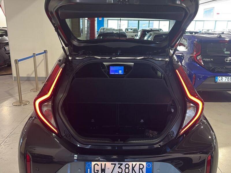 Toyota Aygo X Aygo X 1.0 VVT-i 72 CV 5 porte Lounge S-CVT