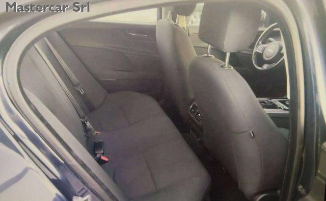 JAGUAR XE XE 2.0d Pure Business edition 180cv tg: FG873SR
