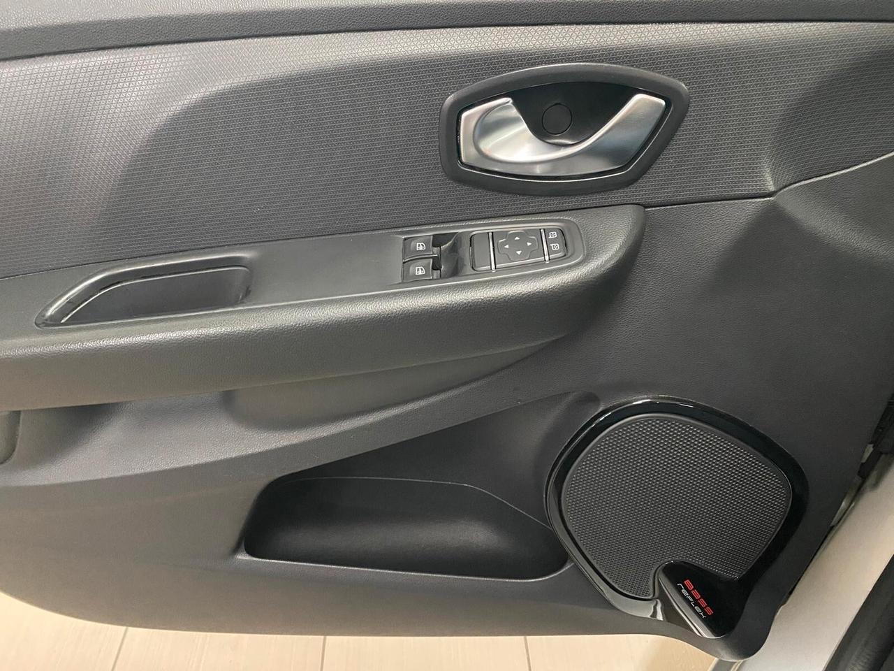 Renault Clio dCi 8V 90CV Start&Stop 5 porte Energy Intens
