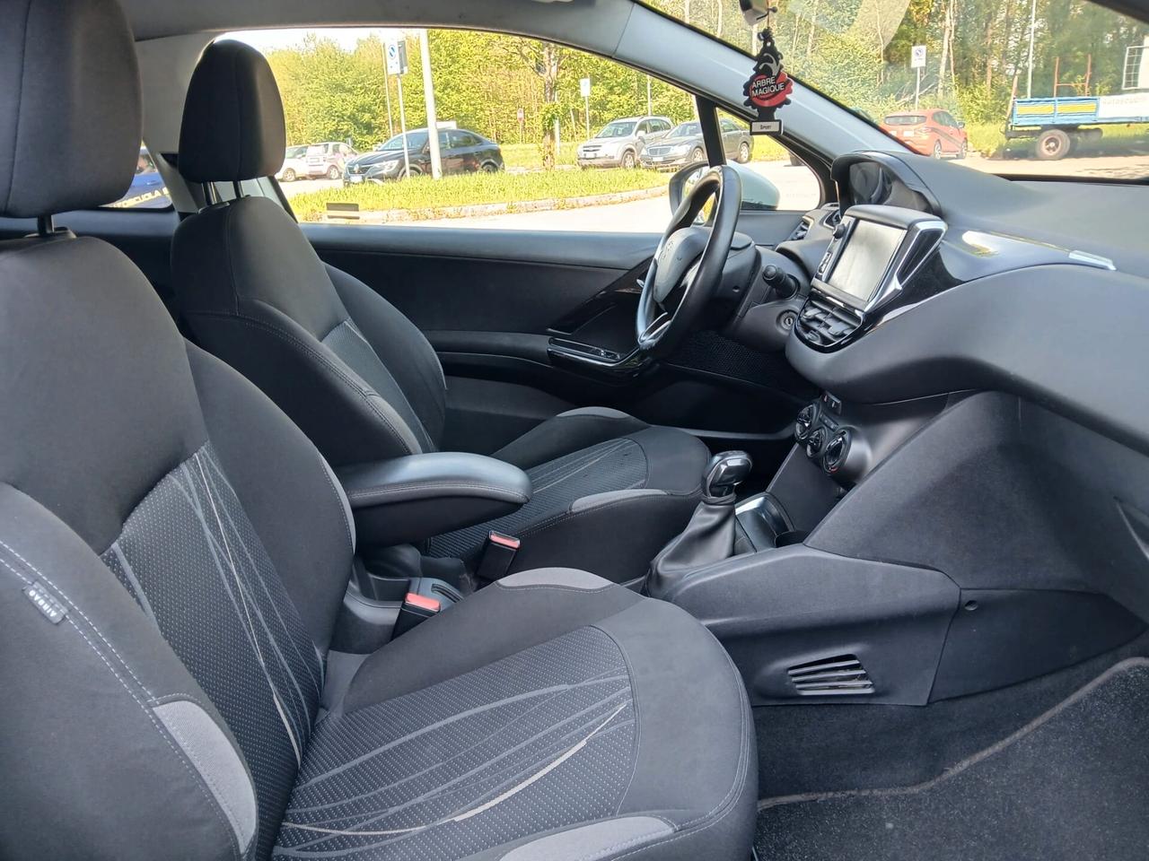Peugeot 208 1.4 VTi 95 CV 3p. Allure*Neopatentati*