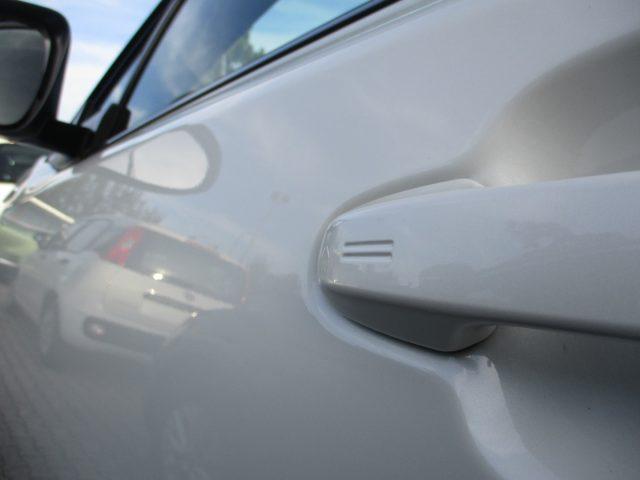 TOYOTA C-HR 2.0 Hybrid E-CVT Trend LED/Camera/Sensori