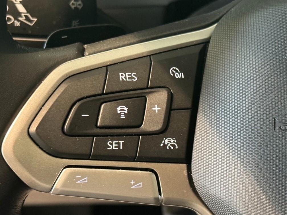 Volkswagen T-Roc 2.0 tdi Style 150cv dsg Led Navi App Conn 16"