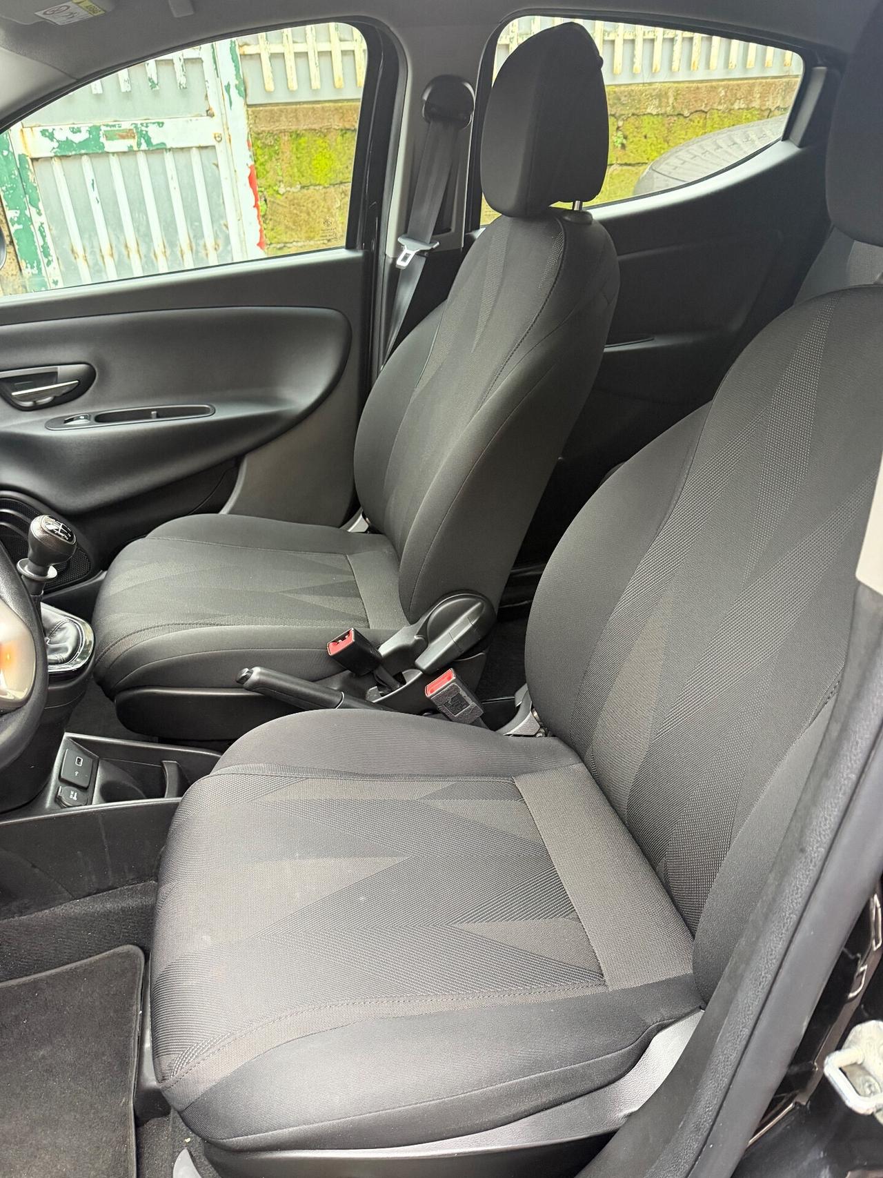 Lancia Ypsilon 1.2 5 porte GPL Ecochic Monogram