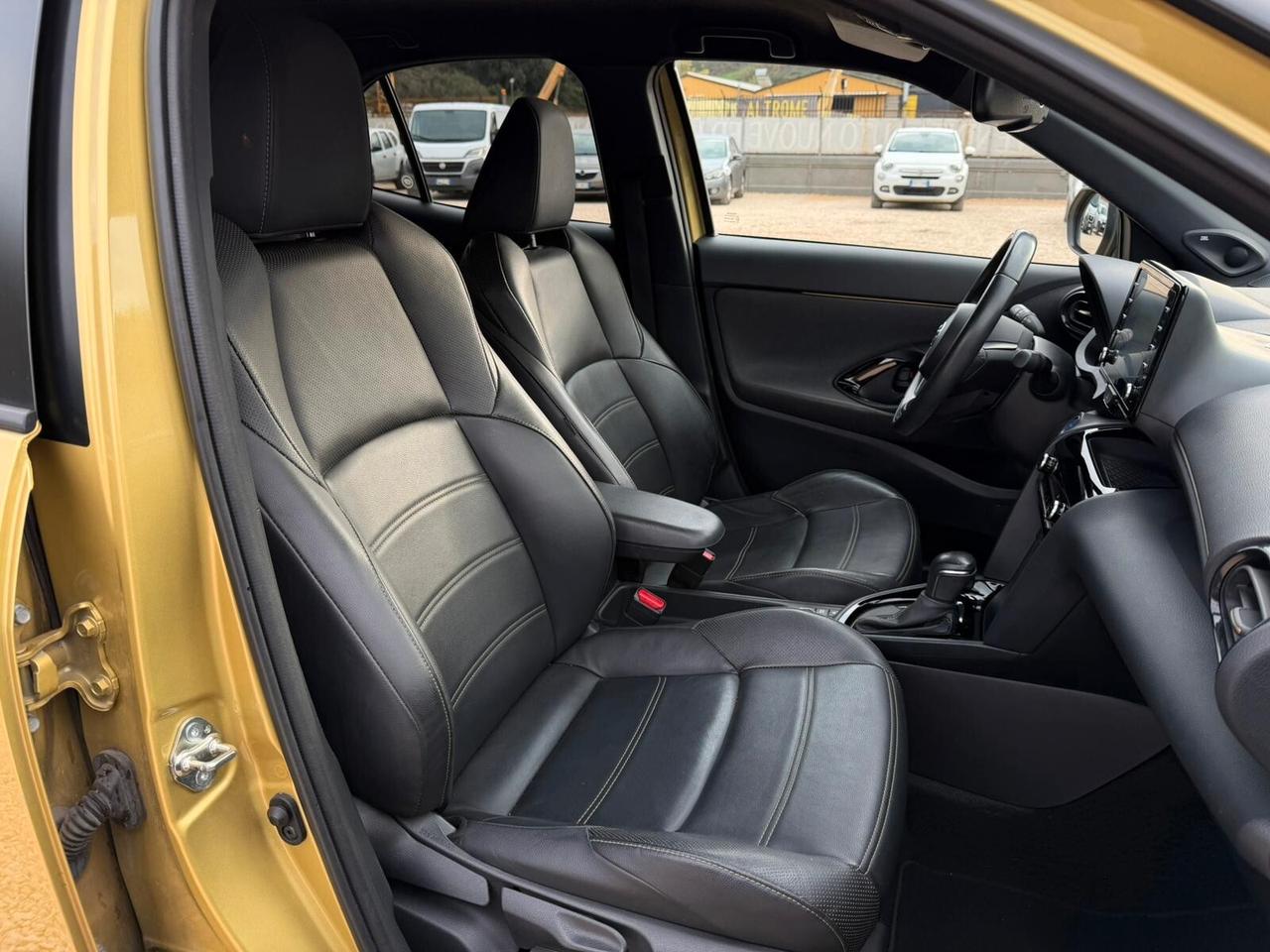 Toyota Yaris Cross 1.5 Hybrid 5p. E-CVT AWD-i Premiere