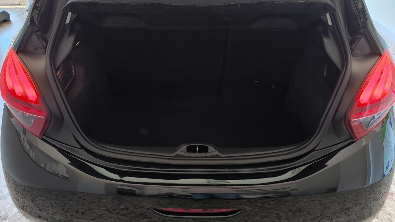 Peugeot 208 BlueHDi 75 5 porte Active