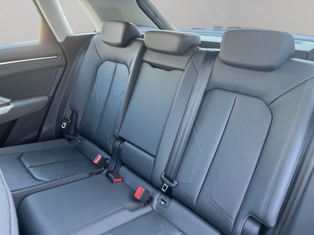AUDI Q3 35 TDI S tronic