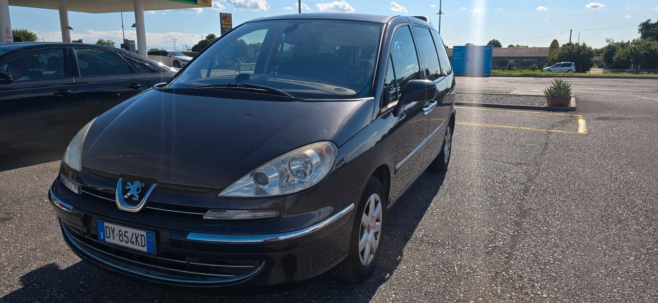 Peugeot 807 2.0 HDi S