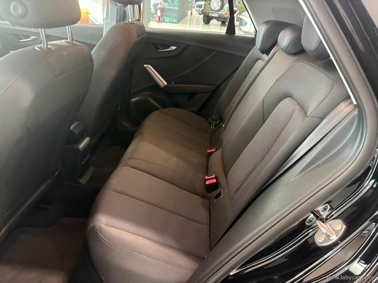 AUDI Q2 2.0 TDI quattro S tronic Business