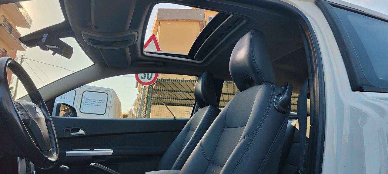 Volvo C30 D2 R-Design 1.6 diesel