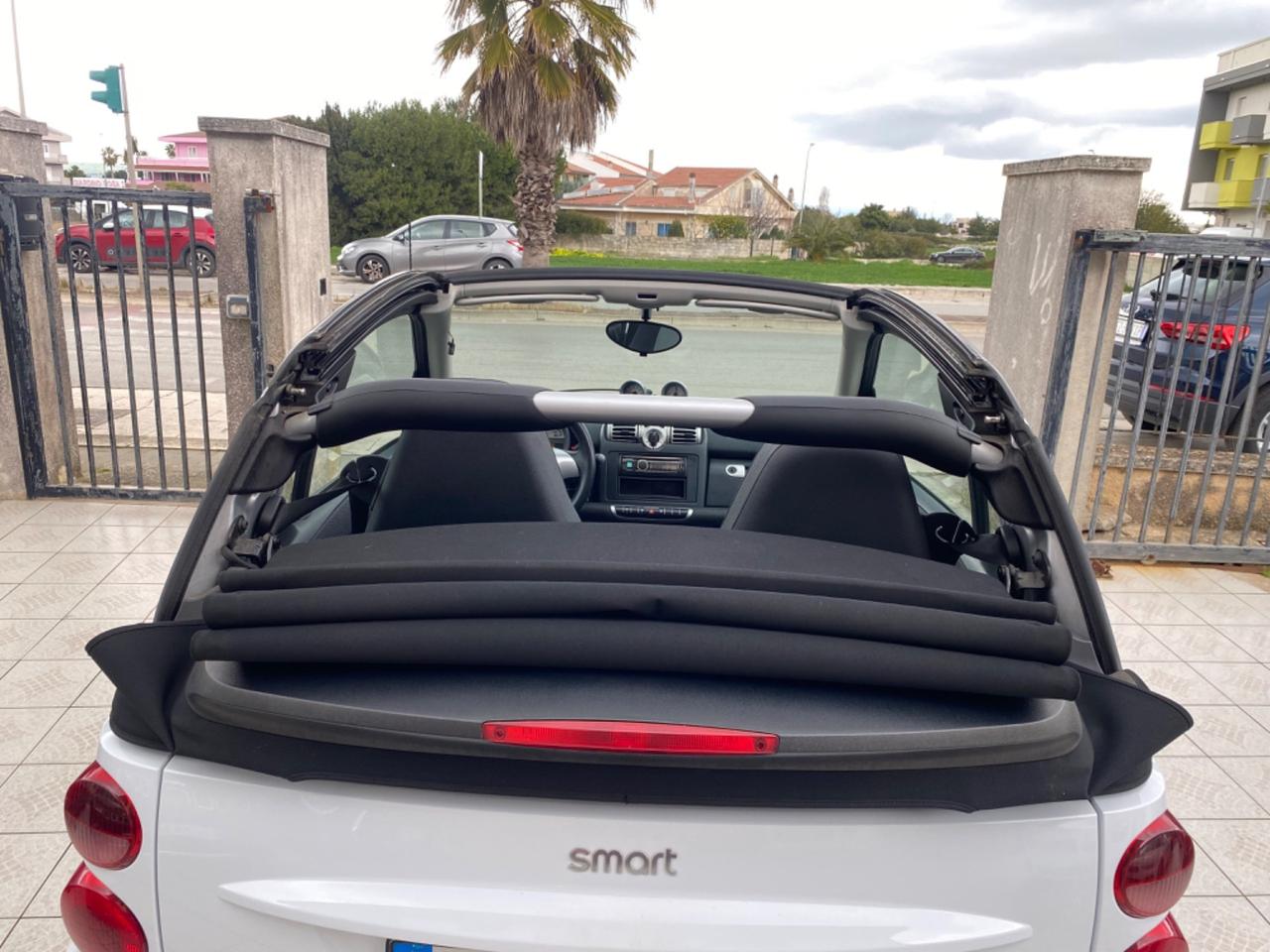 Smart ForTwo 1000 62 kW cabrio pulse