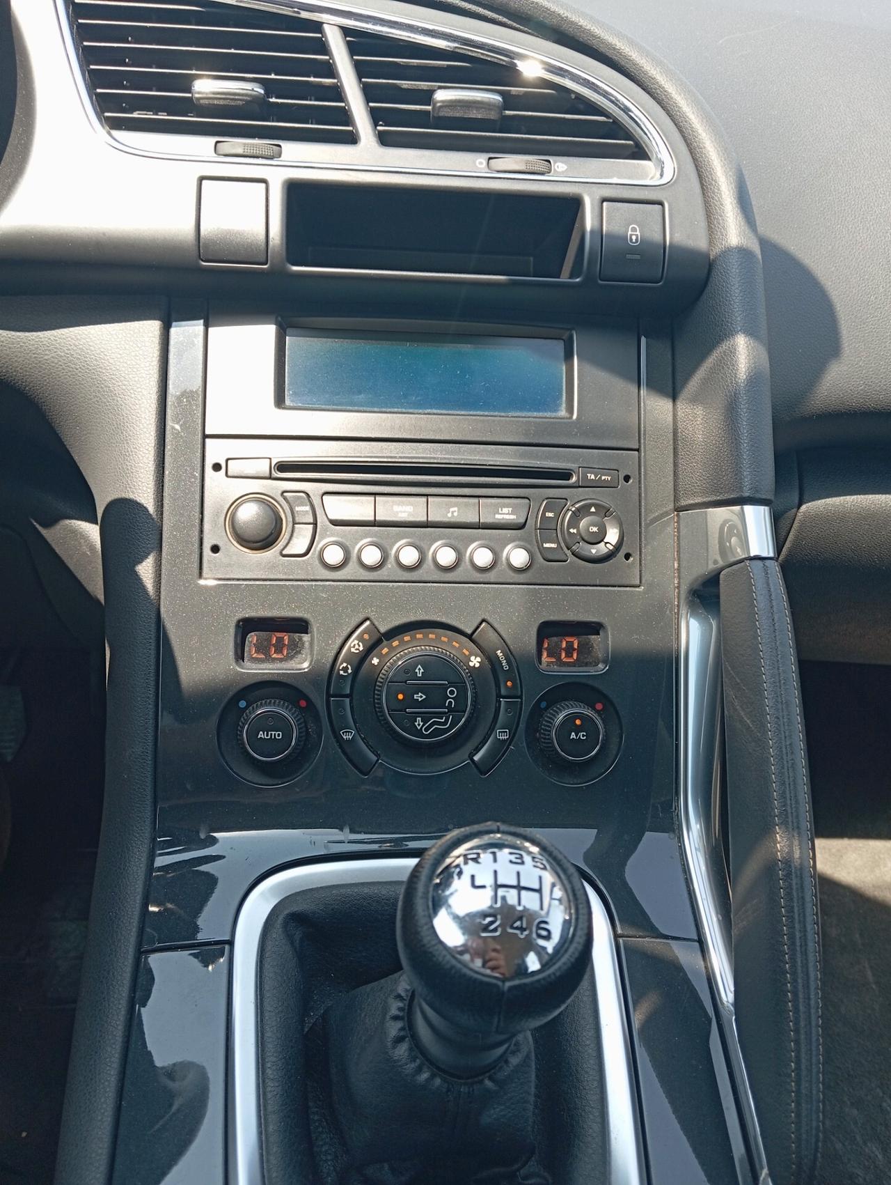 Peugeot 3008 1.6 HDi 112CV Business