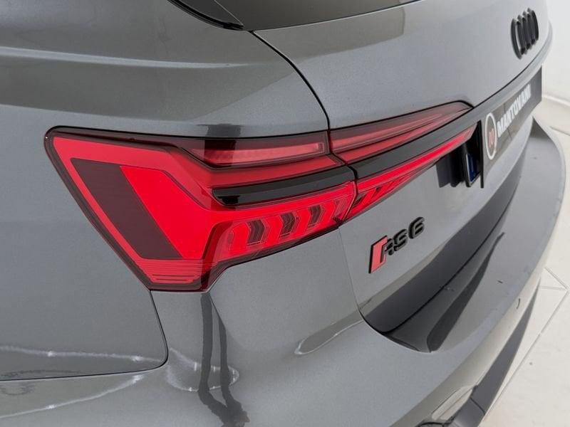 Audi RS6 4.0 quattro tiptronic
