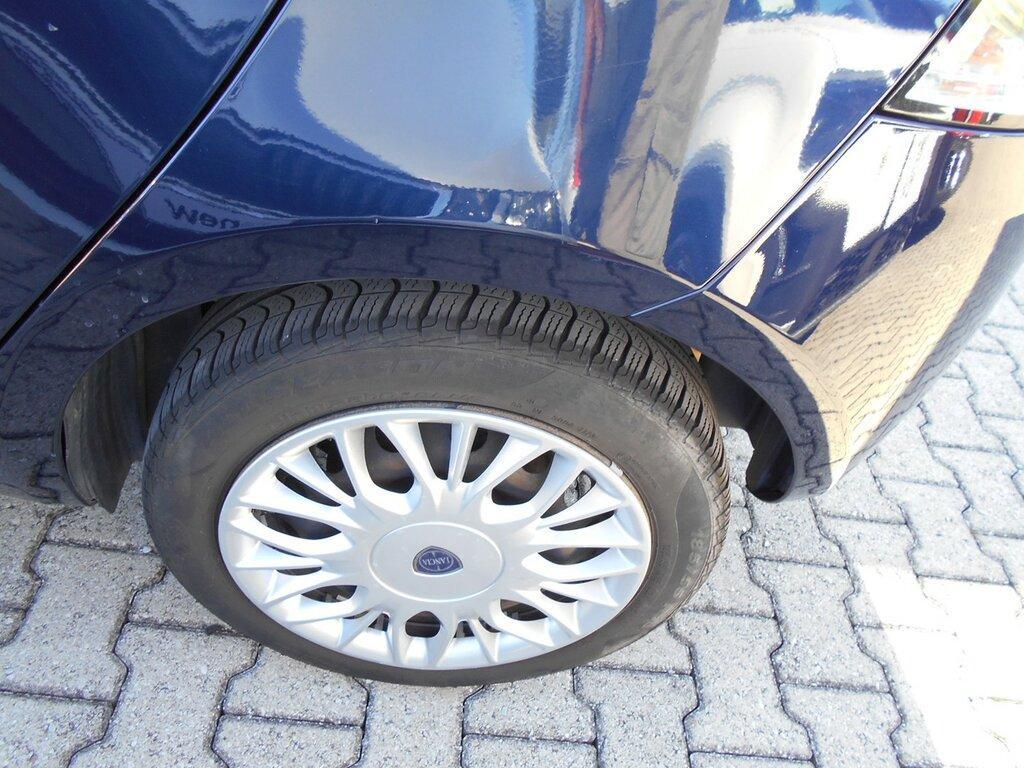 Lancia Ypsilon 5 Porte 1.2 Gold