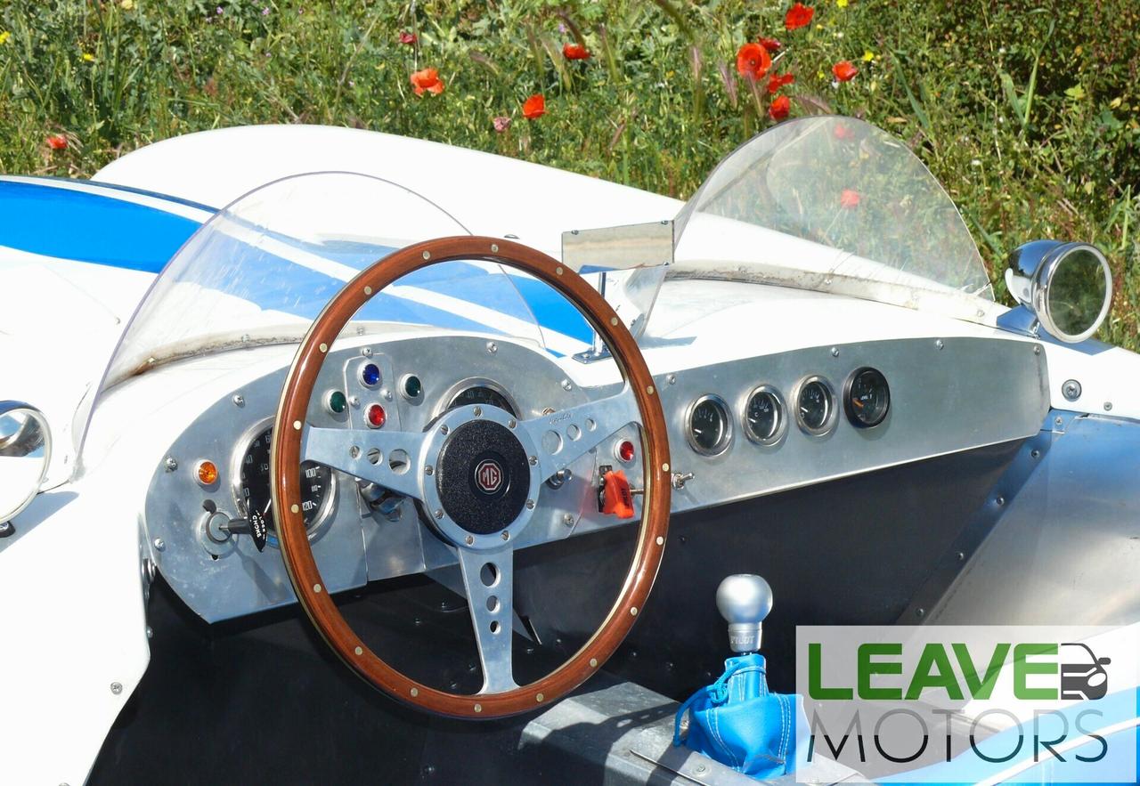DEVIN SS MGA (M1522)