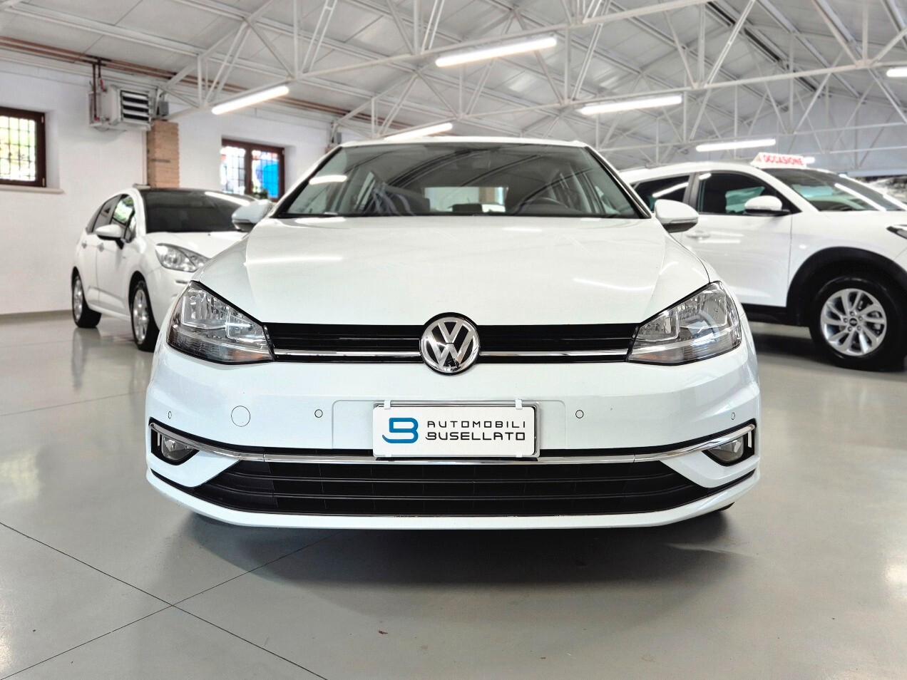 Volkswagen Golf 1.0 TSI 115 CV 5p. Business BlueMotion Technology