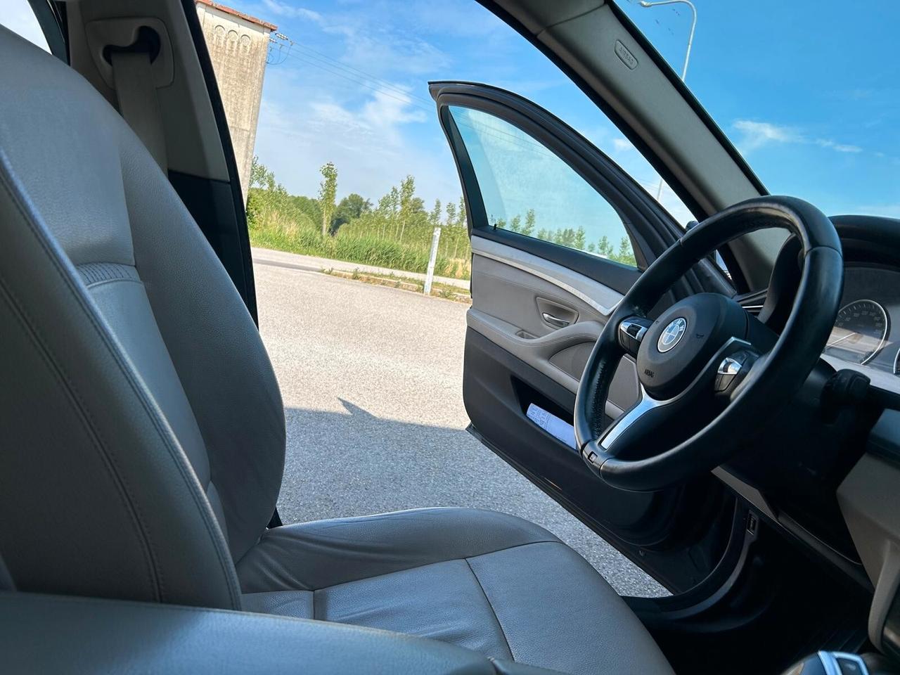 Bmw 520 d xDrive Touring BUSINESS aut.