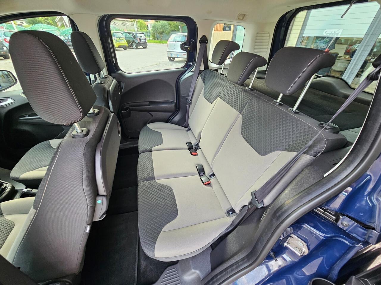 Ford Tourneo Courier 1.0 EcoBoost 100 CV Plus