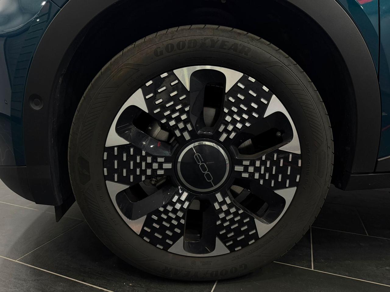 Fiat 600 Hybrid 136 CV DCT MHEV La Prima