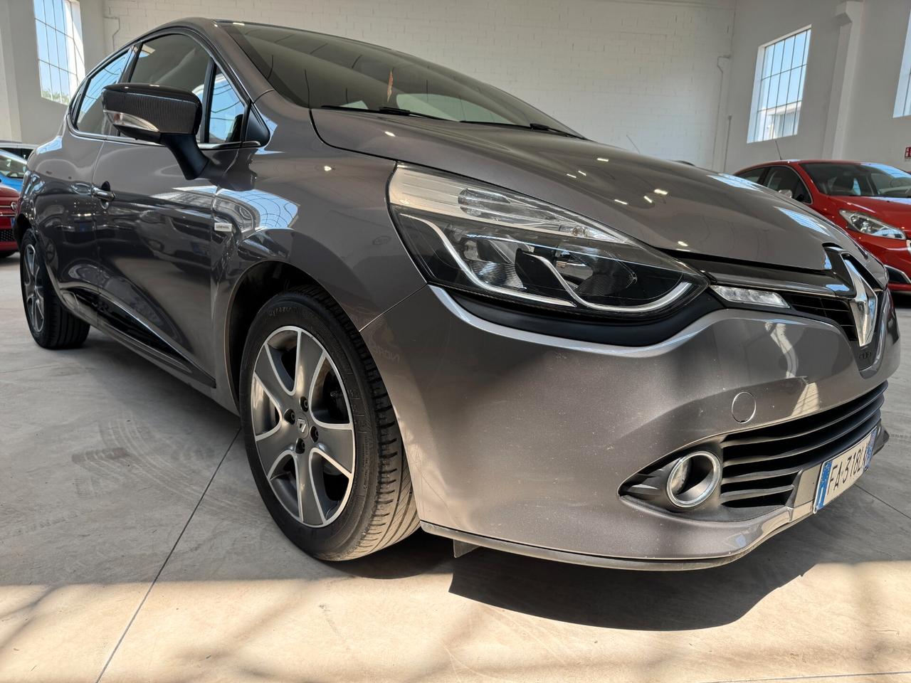 Renault Clio 0.9 TCe 12V 90CV Start&Stop 5 porte Duel2