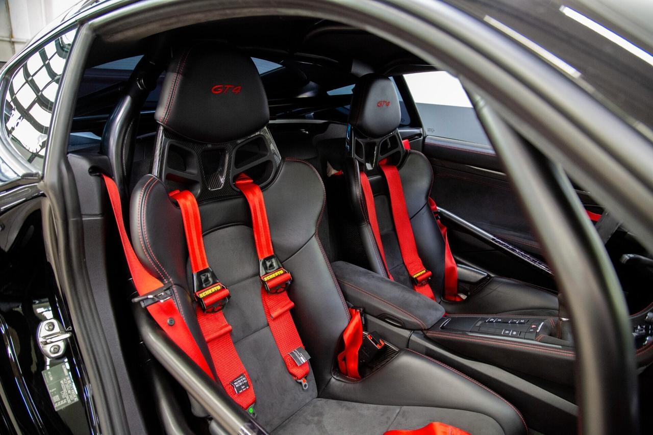 Porsche Cayman 718 GT4 Clubsport