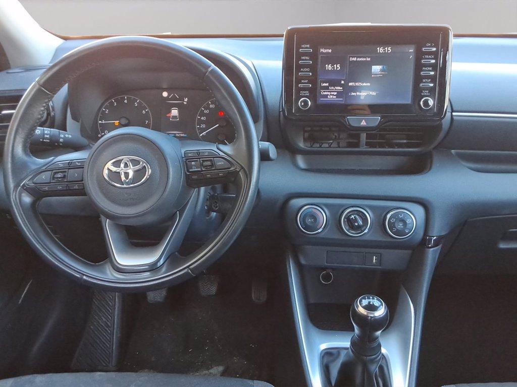TOYOTA Yaris 1.0 active del 2023