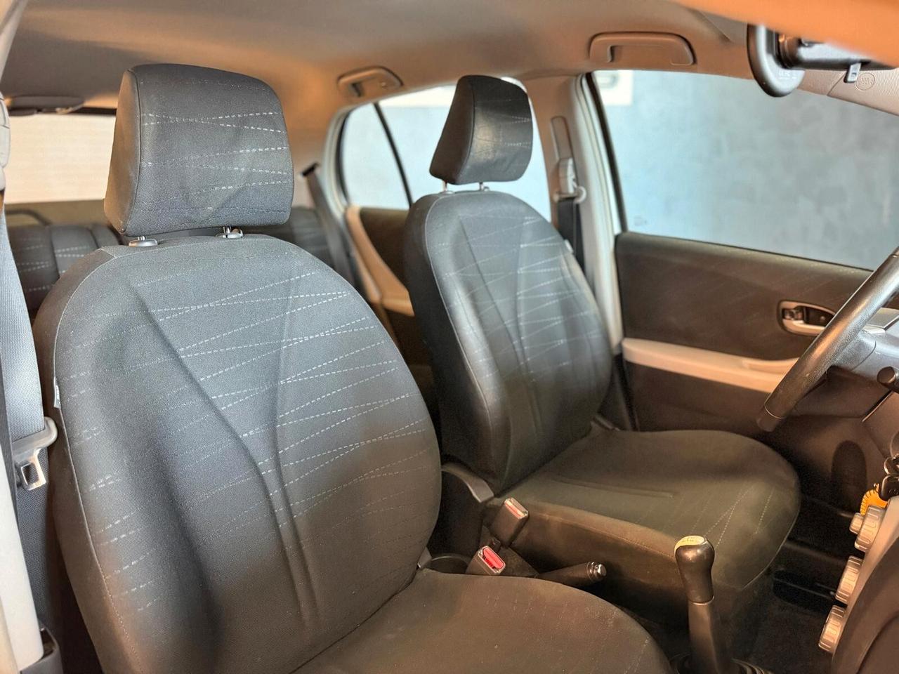 Toyota Yaris 1.3 5 porte Sol