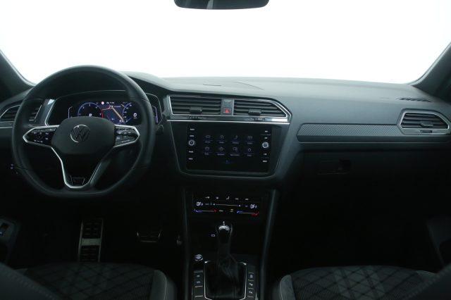 VOLKSWAGEN Tiguan 2.0 TDI 150 CV SCR DSG R-Line Fari Matrix/Black P.