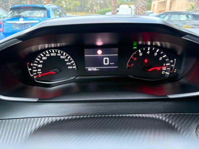 PEUGEOT 2008 BlueHDi 110 S&S Allure