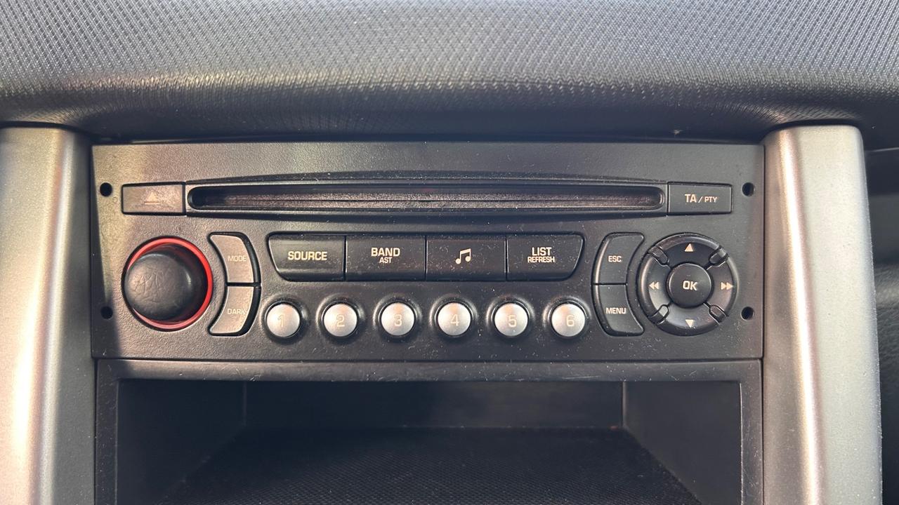 Peugeot 207 1.4 HDi 69cv