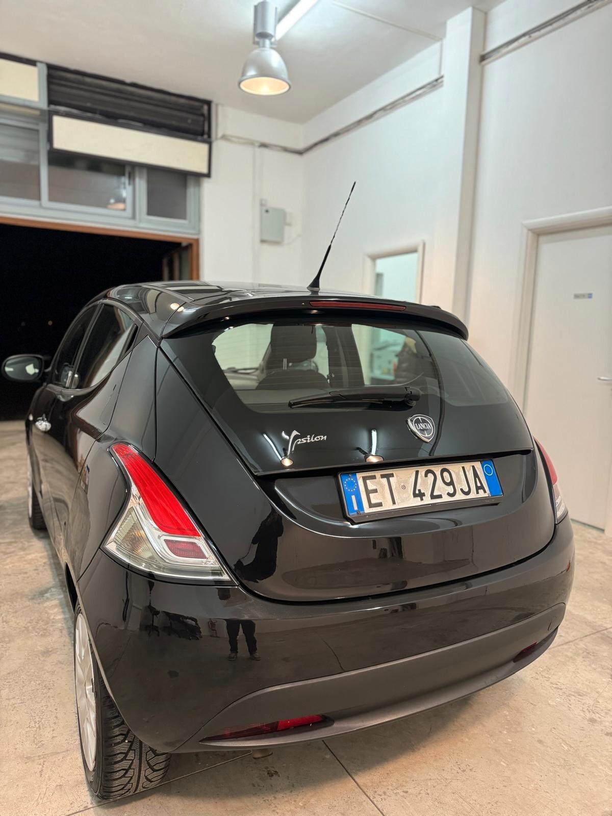 Lancia Ypsilon 1.3 MJT 16V 95 CV 5 porte S&S Platinum