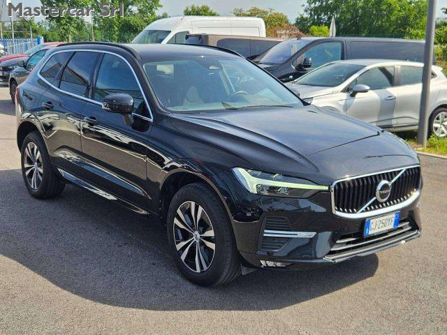 VOLVO XC60 XC60 II 2022 2.0 b4 Momentum auto - GJ250YF