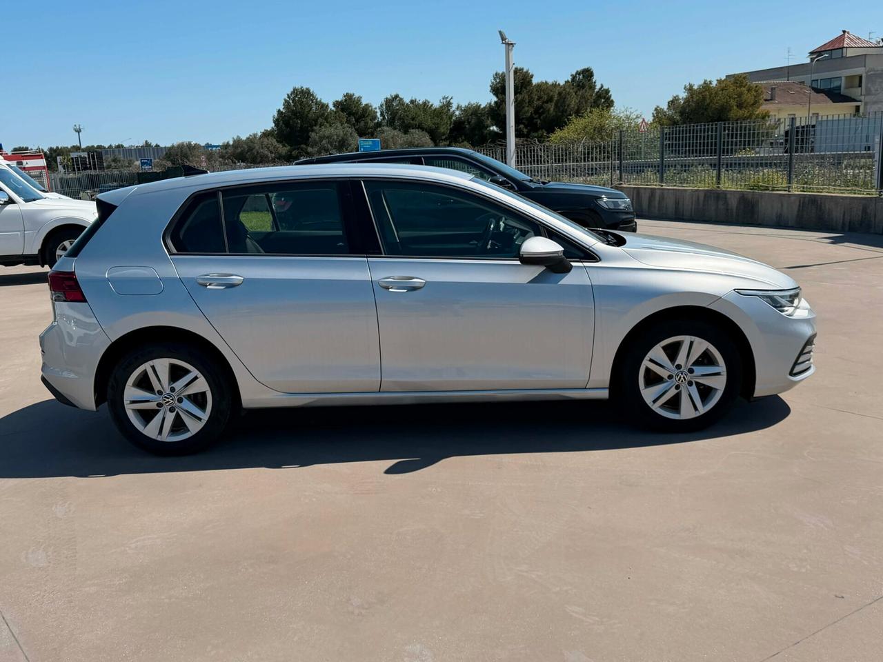 Volkswagen Golf 2.0 TDI 150 CV DSG SCR Life IVA ESPOSTA