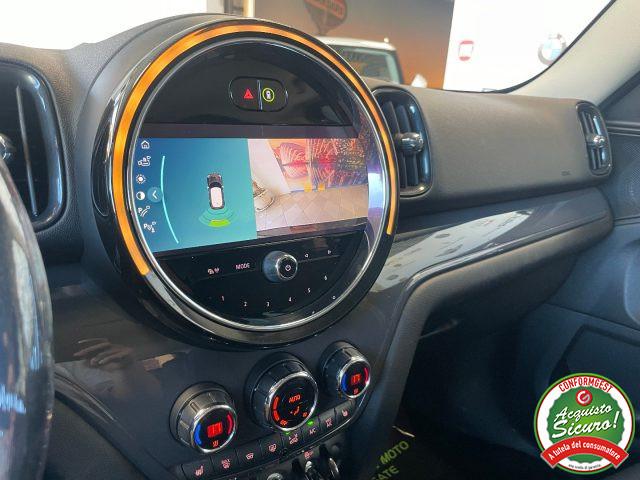 MINI Countryman 2.0 Cooper D 150cv Aut. *NAVI