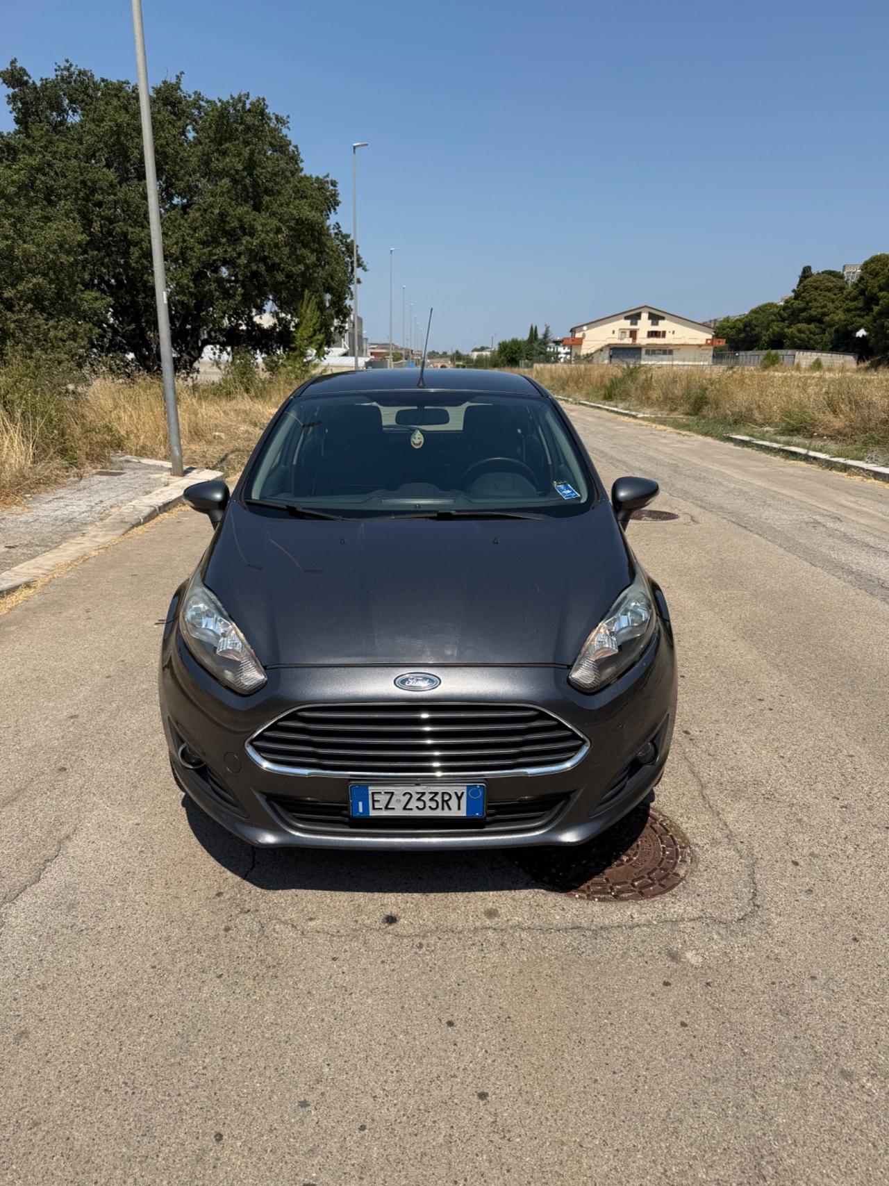 Ford Fiesta 1.5 TDCi 75CV 5 porte Business